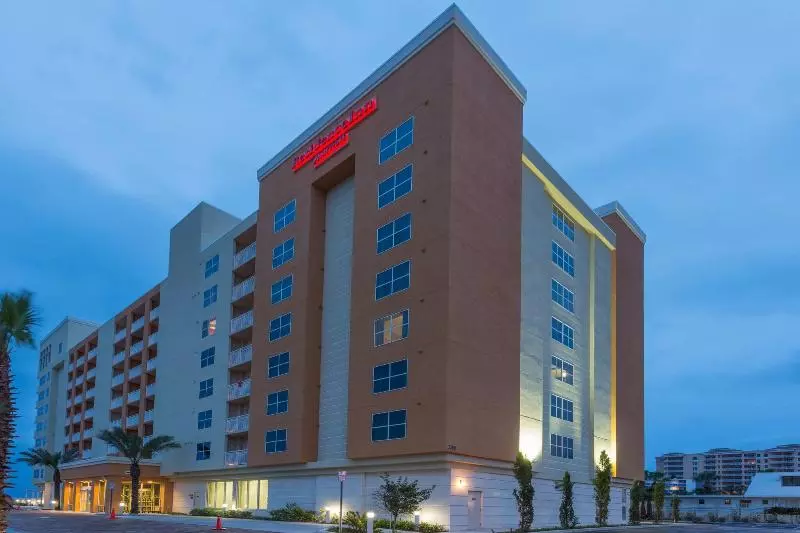Отель Residence Inn By Marriott Daytona Beach Oceanfront