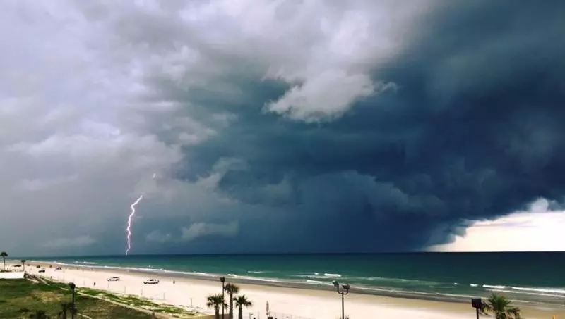 Отель Residence Inn By Marriott Daytona Beach Oceanfront