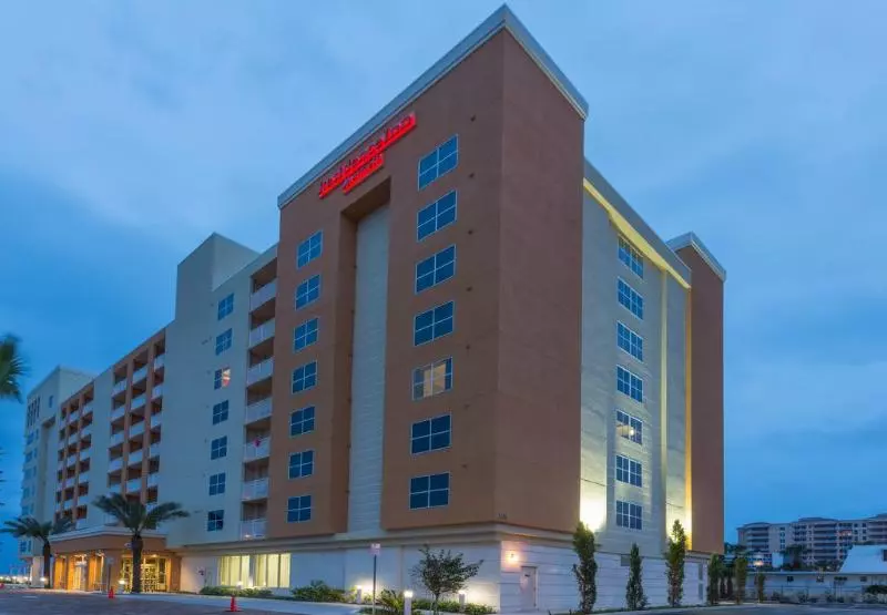 Отель Residence Inn By Marriott Daytona Beach Oceanfront