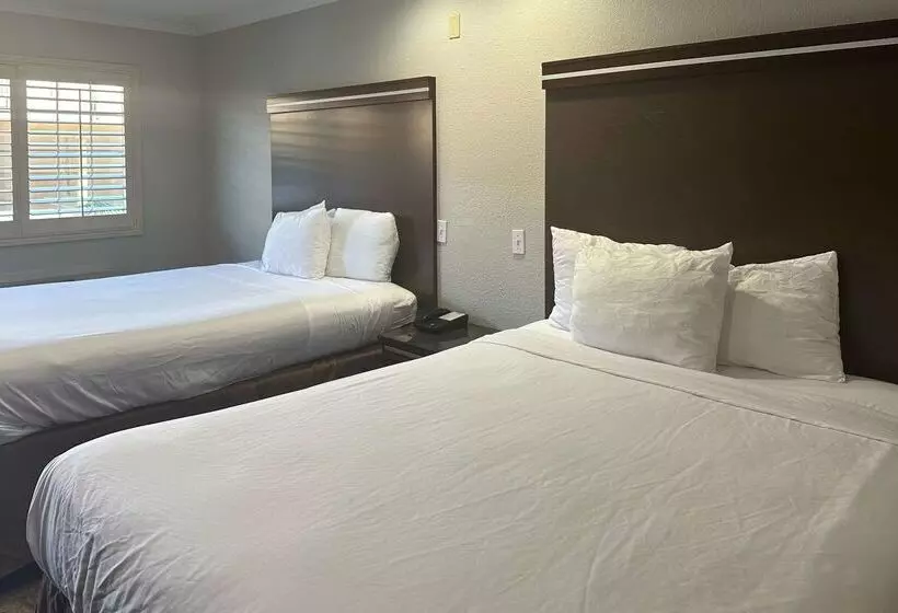 Отель Rodeway Inn National City San Diego South