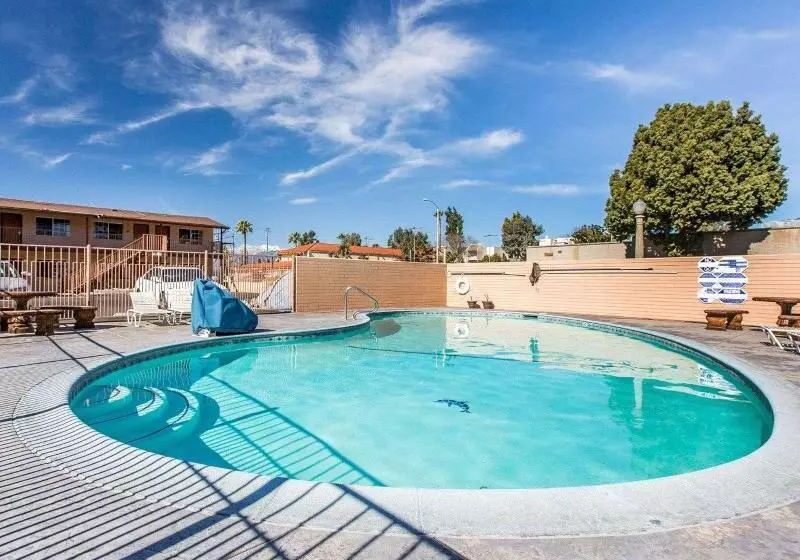 호텔 Studio 6 Suites San Bernardino, Ca