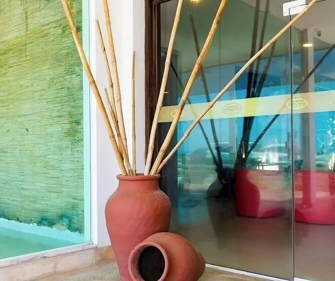 Yak Beach Hotel Natal