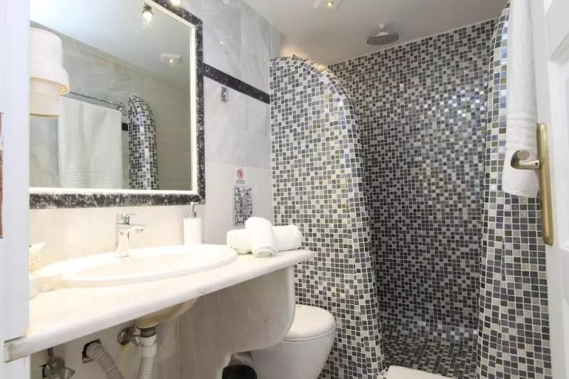 Merovigliosso Apartments