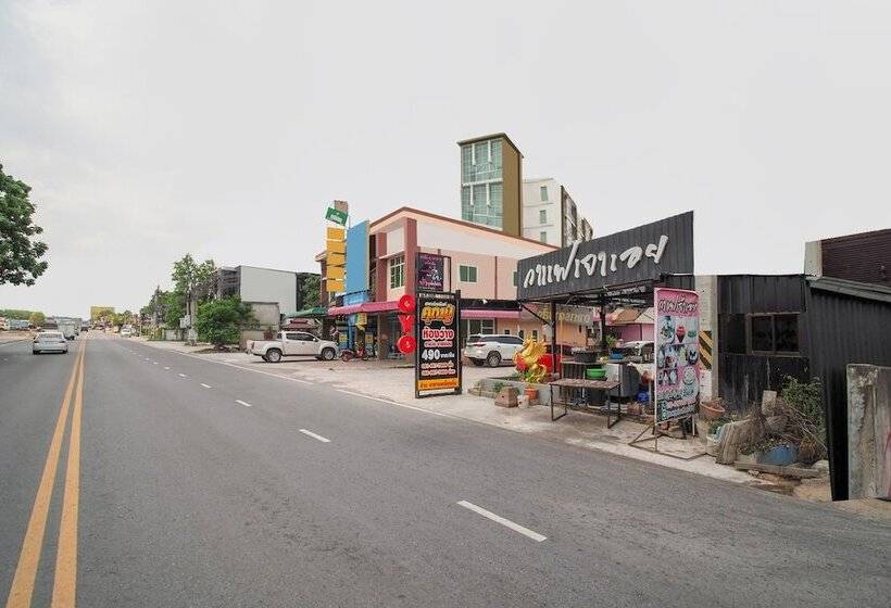 هتل Apartment Khunpu By Oyo Rooms