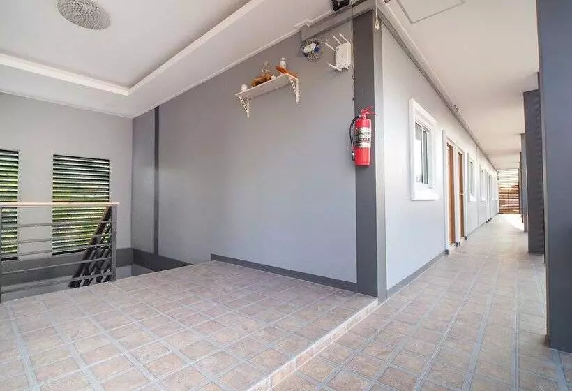 ホテル Apartment Khunpu By Oyo Rooms