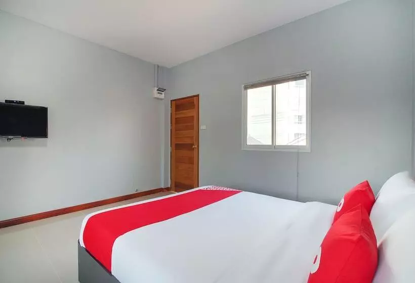 ホテル Apartment Khunpu By Oyo Rooms