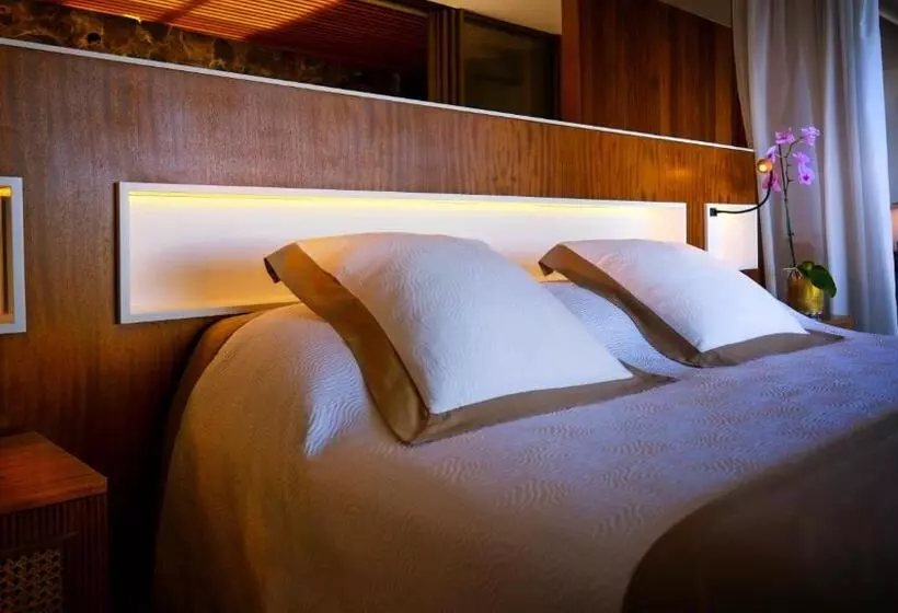 Blue Margouillat Seaview Hotel Relais & Chateaux