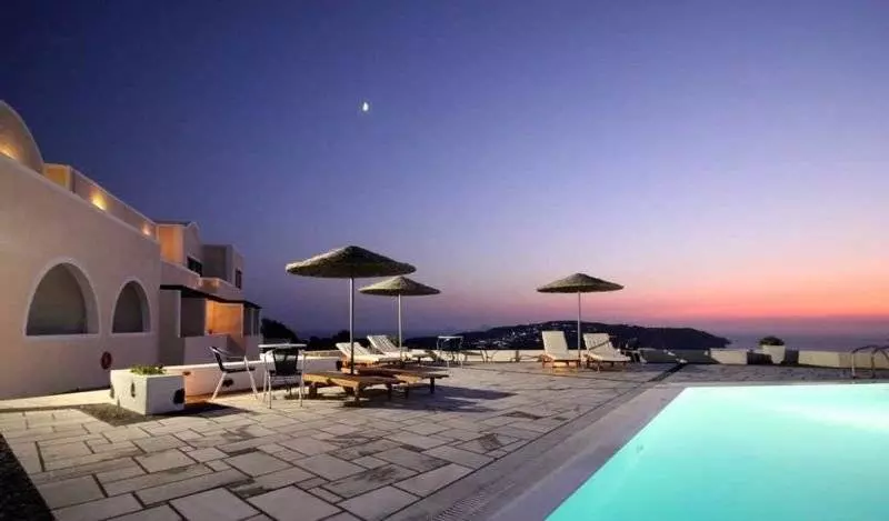 Caldera S Dolphin Suites