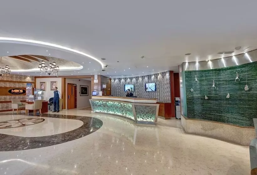 Golden Tulip Hotel Al  Barsha