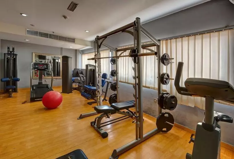 Golden Tulip Hotel Al  Barsha