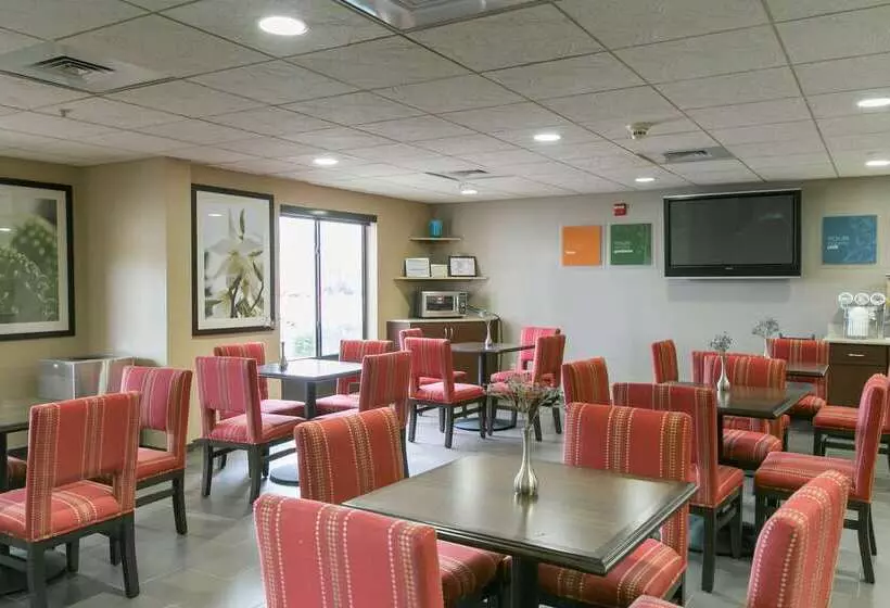 בית מלון כפרי Comfort Suites Austin Nw Lakeline
