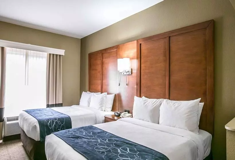 בית מלון כפרי Comfort Suites Austin Nw Lakeline