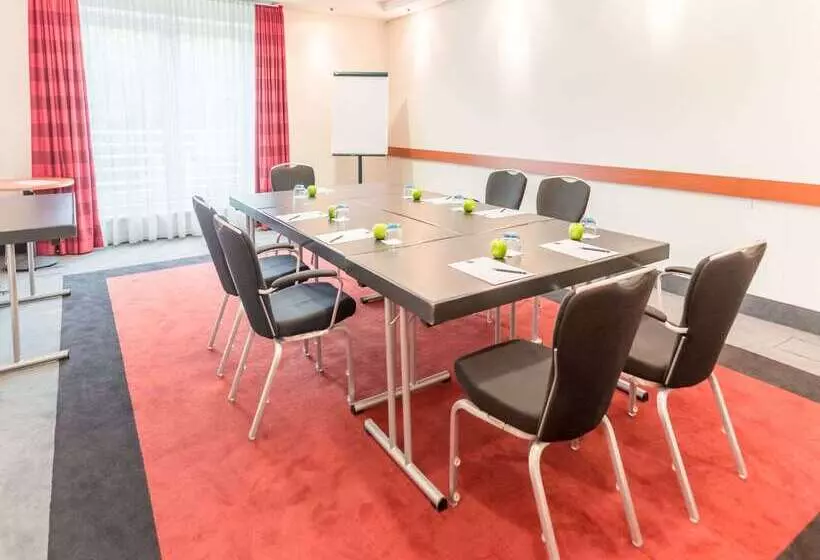 Отель Dorint An Den Westfalenhallen Dortmund