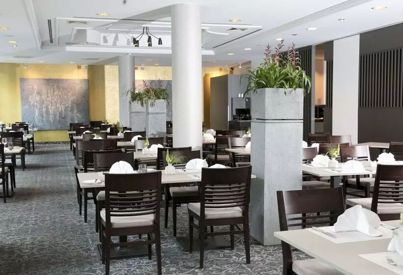 Отель Dorint An Den Westfalenhallen Dortmund