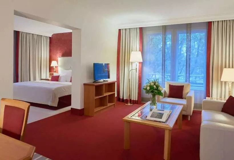 Отель Dorint An Den Westfalenhallen Dortmund