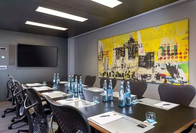 Отель Dorint An Den Westfalenhallen Dortmund