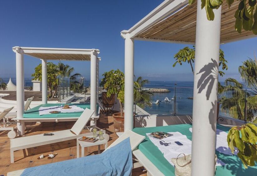 Hotel Flamingo Beach Mate