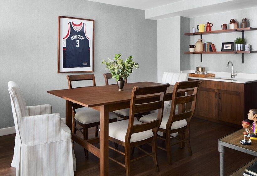 فندق Graduate By Hilton Storrs