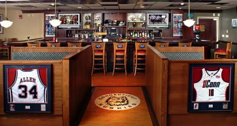 Отель Graduate By Hilton Storrs