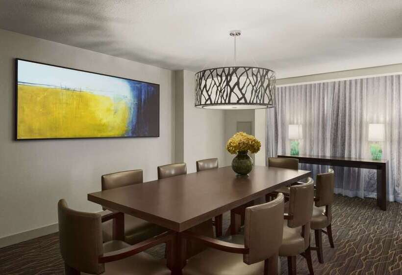 فندق Hilton Salt Lake City Center