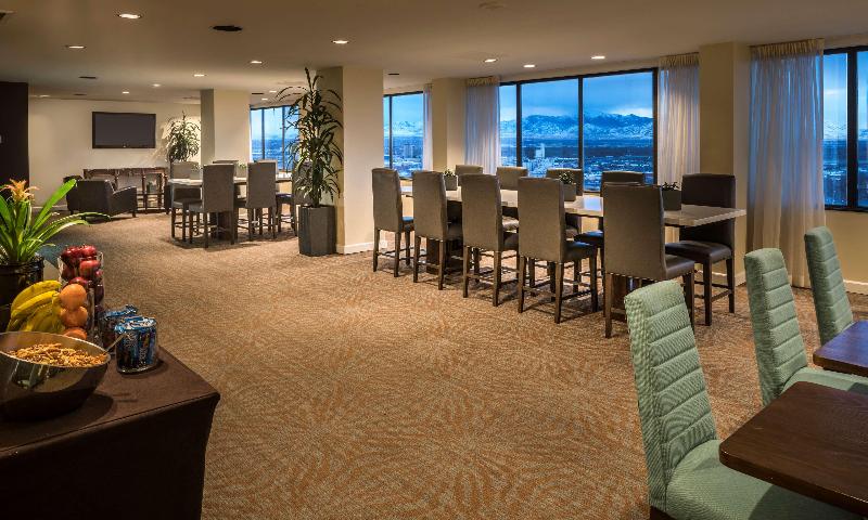 فندق Hilton Salt Lake City Center