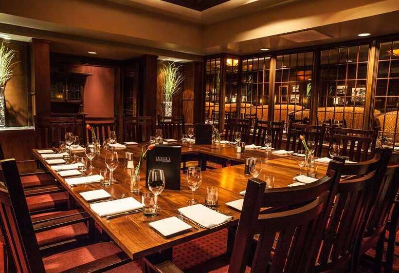 فندق Hilton Salt Lake City Center