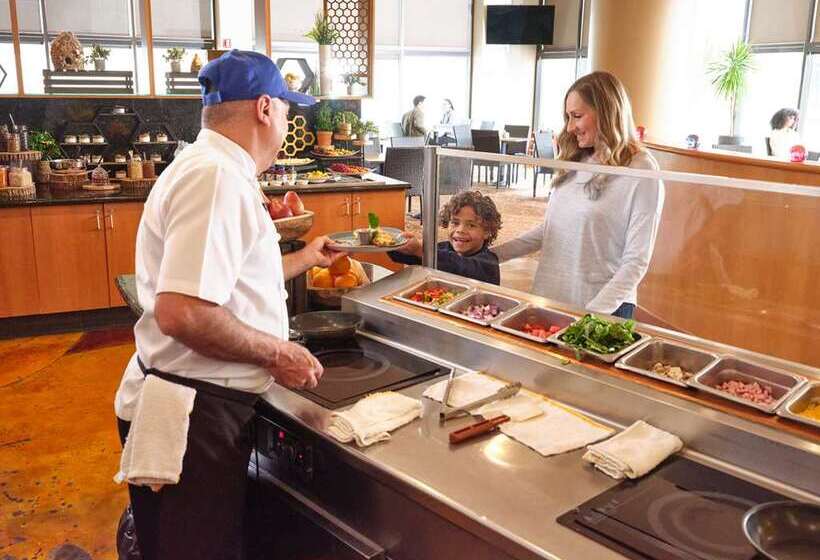 فندق Hilton Salt Lake City Center