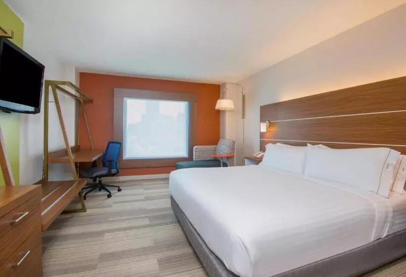 Отель Holiday Inn Express El Paso Central, An Ihg