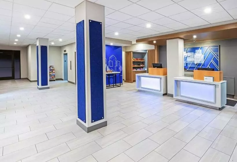 Отель Holiday Inn Express El Paso Central, An Ihg