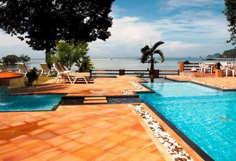 בית מלון כפרי Krabi Tropical Beach