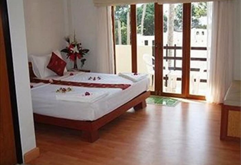 בית מלון כפרי Krabi Tropical Beach