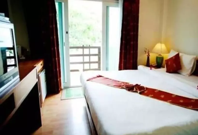 Отель Krabi Tropical Beach