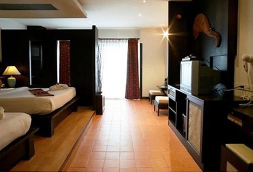 בית מלון כפרי Krabi Tropical Beach