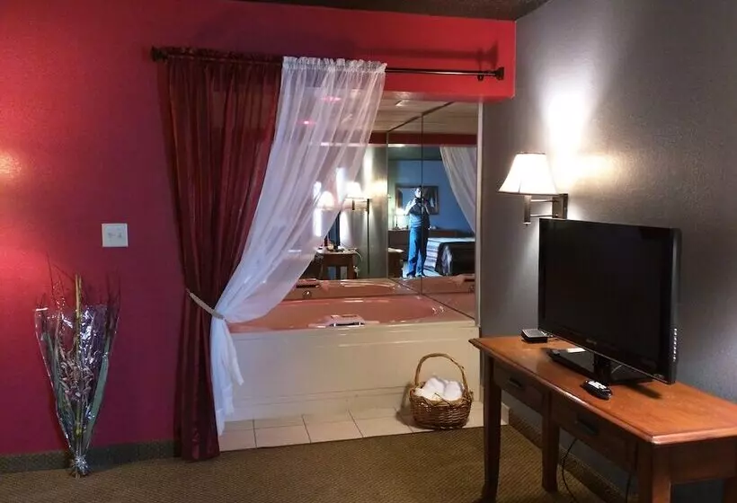 Madelia Hotel & Suites