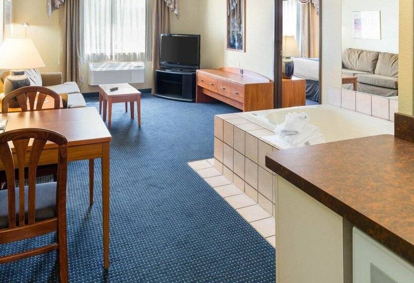 酒店 Quality Inn Lakeville