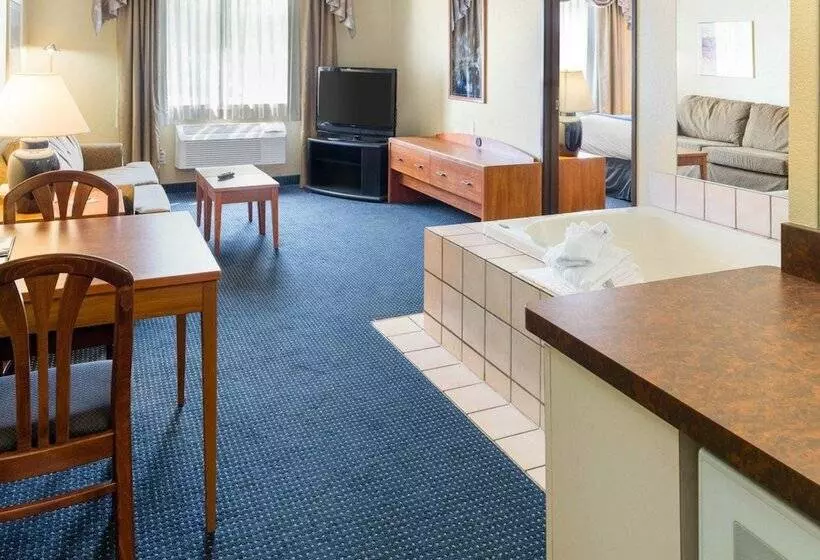 ホテル Quality Inn Lakeville