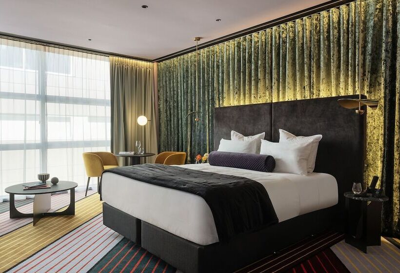 Naumi Hotel Wellington