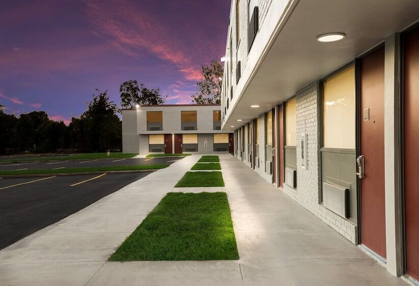 בית מלון כפרי Red Roof Inn Alexandria, La