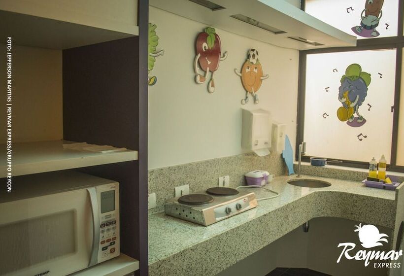 هتل Reymar Express