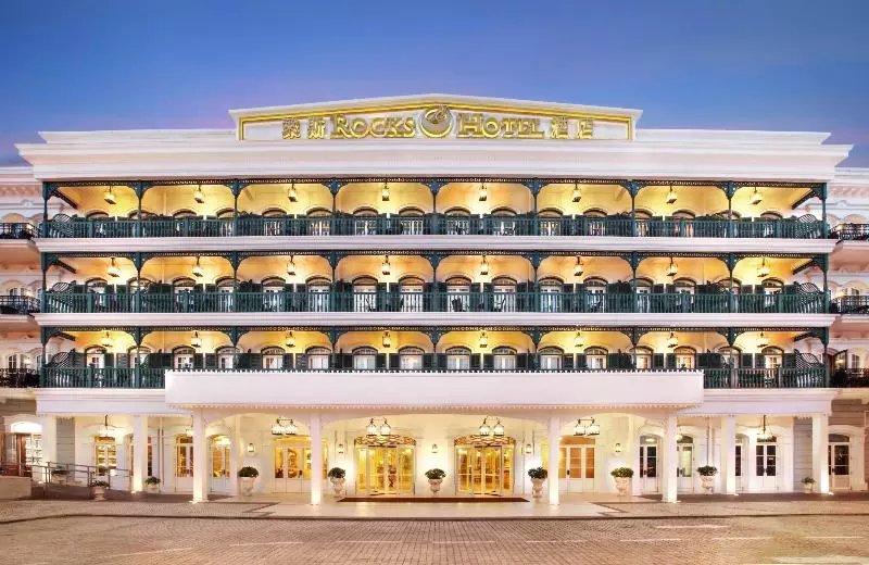 هتل Rocks