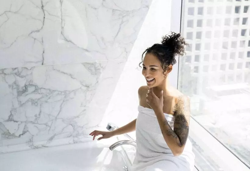 فندق Shangrila Vancouver