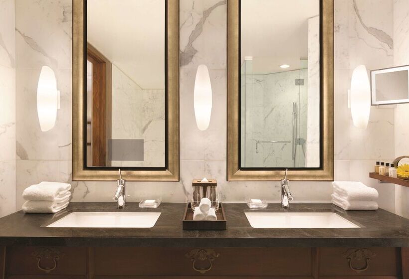 فندق Shangrila Vancouver