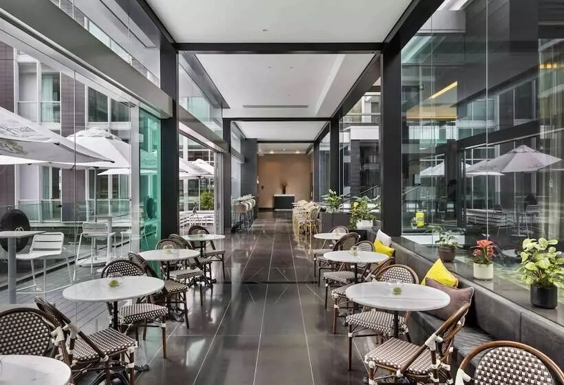Hotel Sofitel Auckland Viaduct Harbour