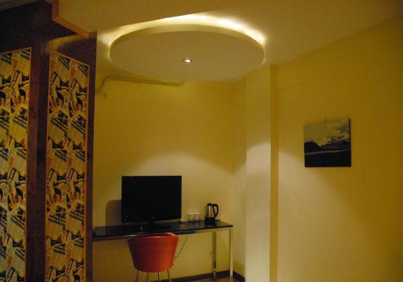 Otel Super 8 China Bird S Nest