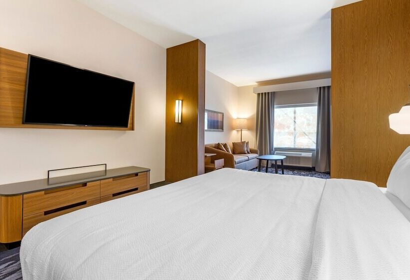 هتل Fairfield By Marriott Inn & Suites Sandusky