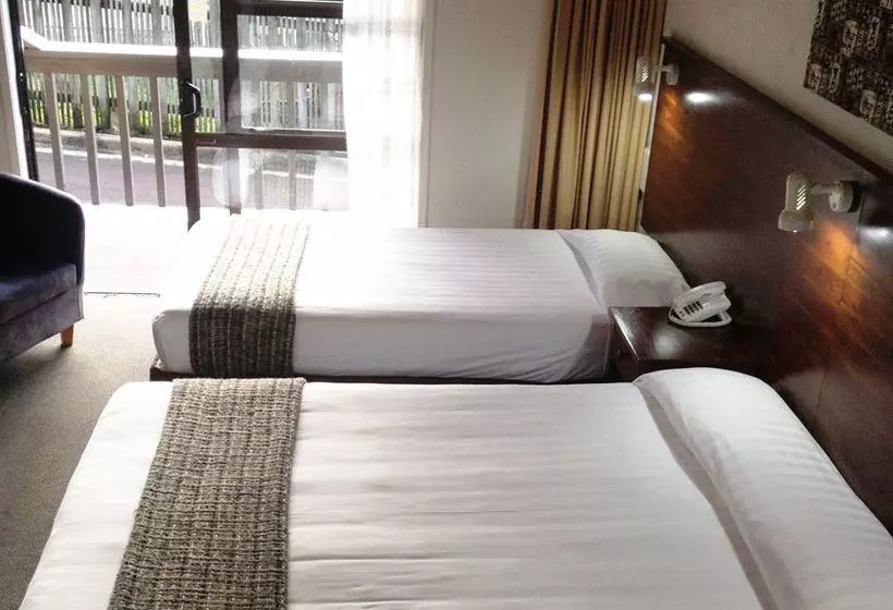 ホテル Tanoa Paihia