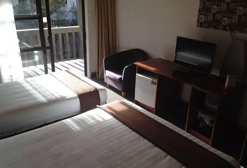 ホテル Tanoa Paihia