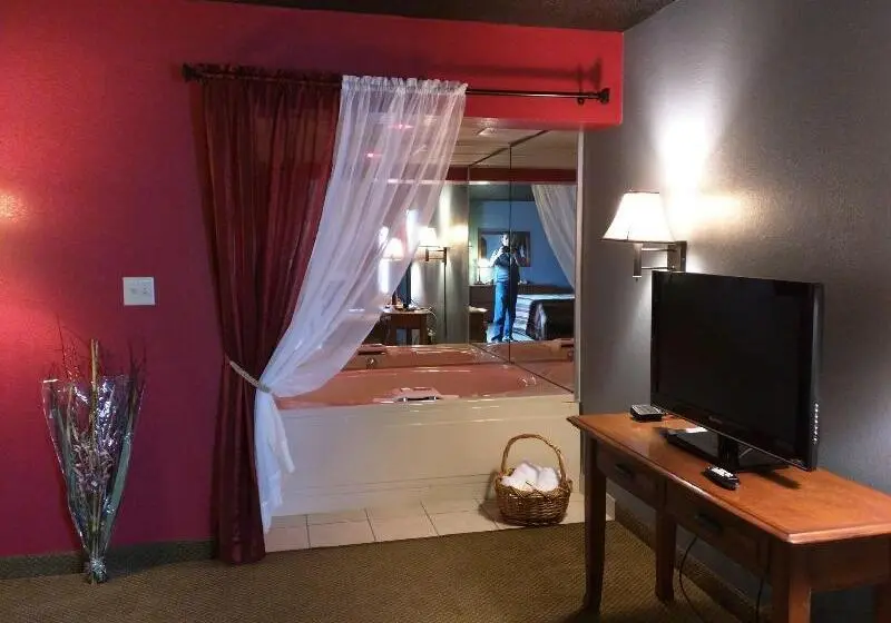 Madelia Hotel & Suites
