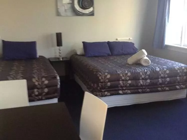 Seaview Motel