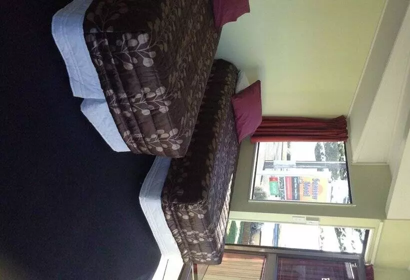 Seaview Motel
